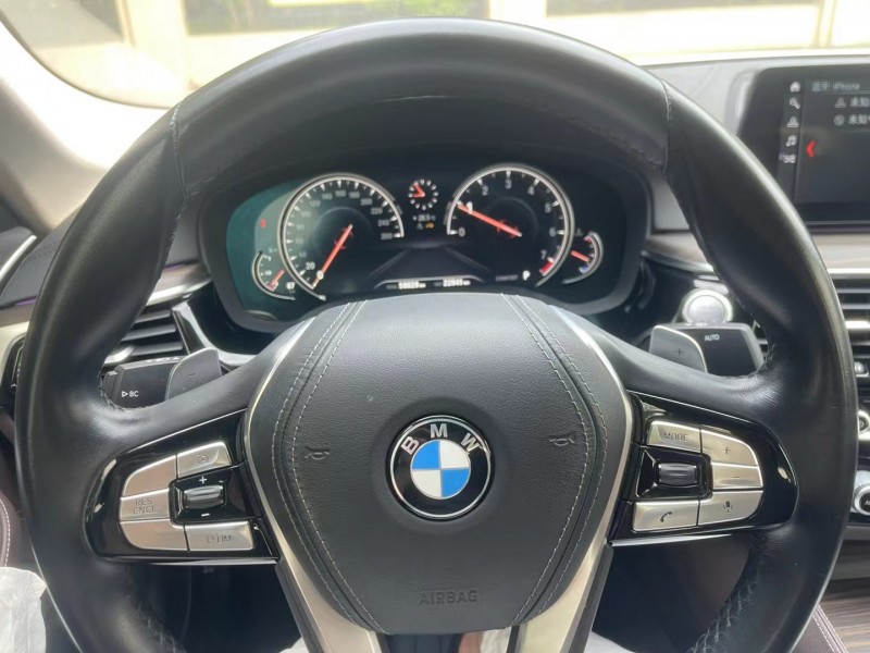 龙岩18年宝马5系8