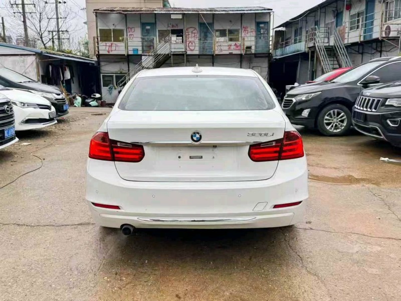 长沙15年宝马3系7