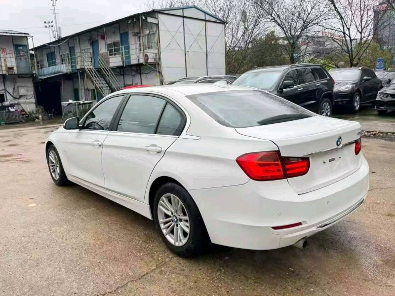 长沙15年宝马3系9