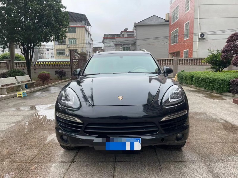 龙岩14年保时捷卡宴1