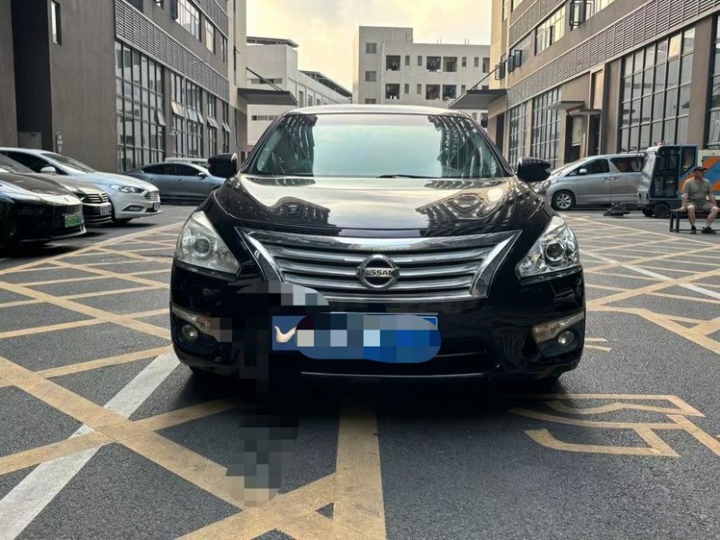 东莞15年日产天籁1