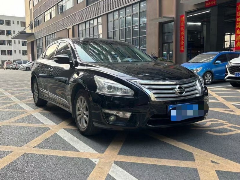 东莞15年日产天籁2