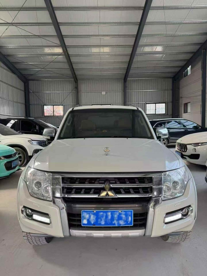 菏澤20年三菱帕杰羅1