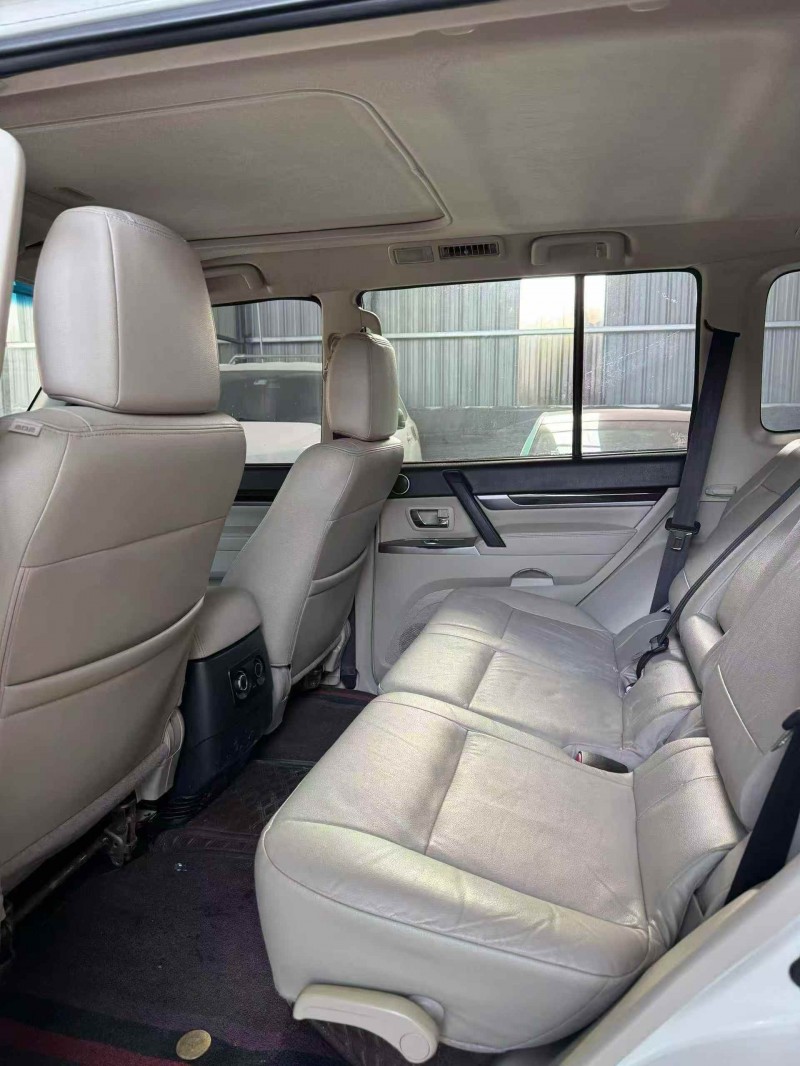 菏澤20年三菱帕杰羅6