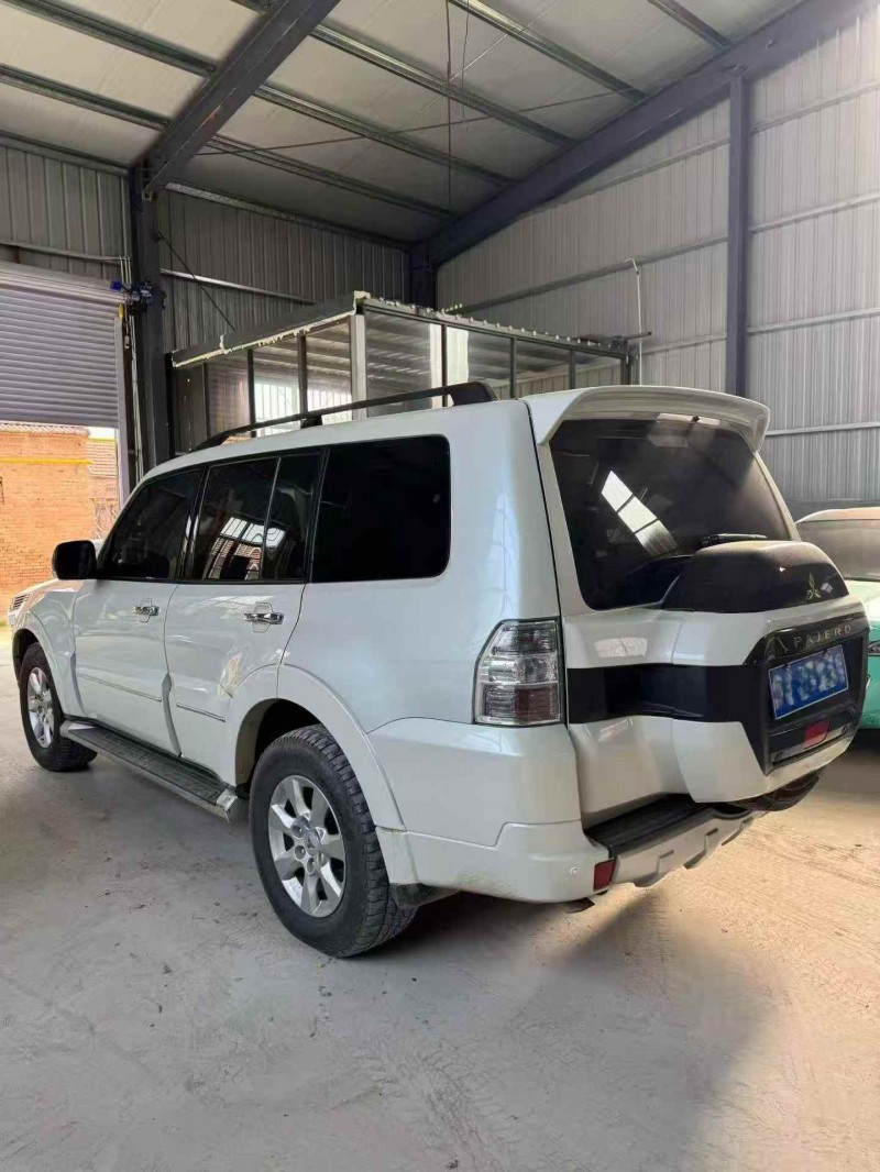 菏澤20年三菱帕杰羅7