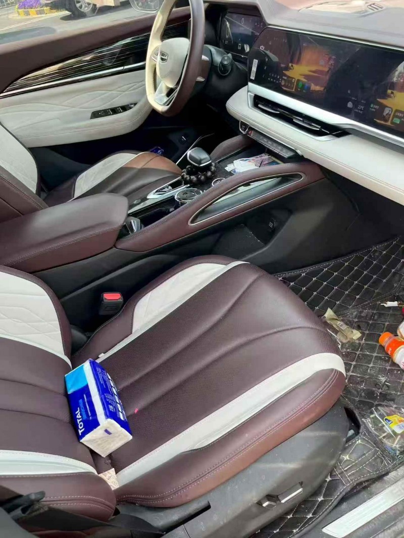 淮安23年吉利星越6