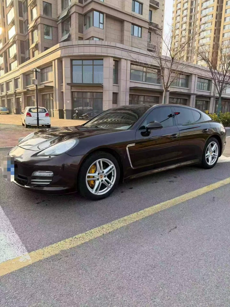 東營13年保時捷帕拉梅拉3