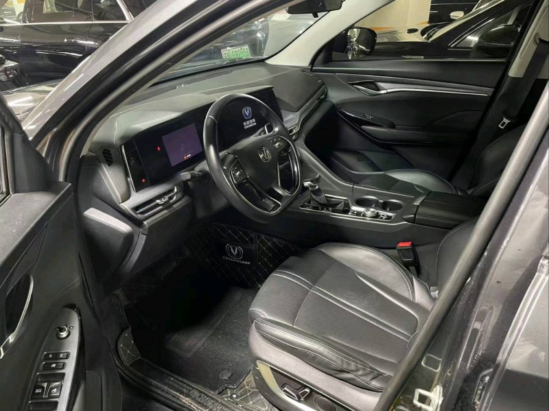 济宁22年长安汽车CS753