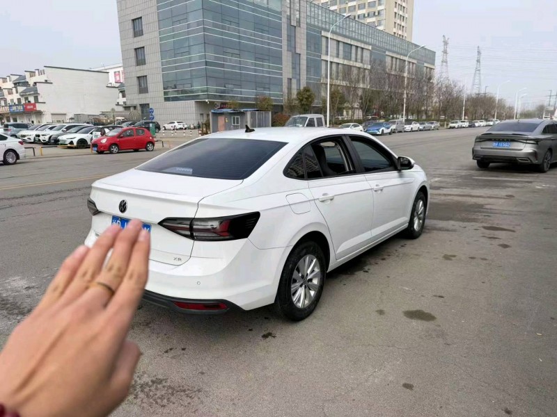 济宁24年大众朗逸2