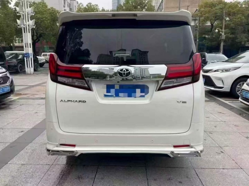 南通18年丰田埃尔法9