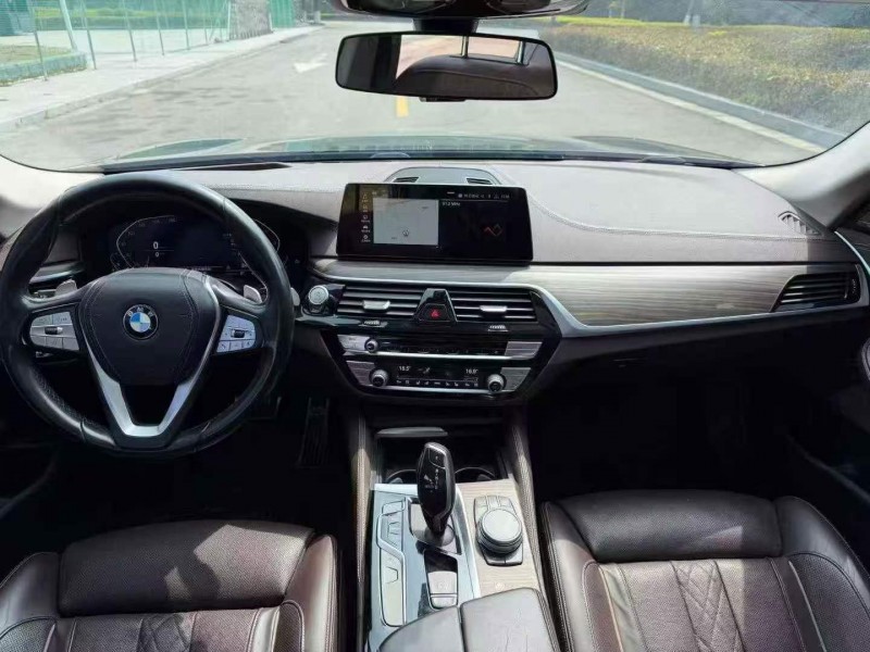 盐城19年宝马5系4