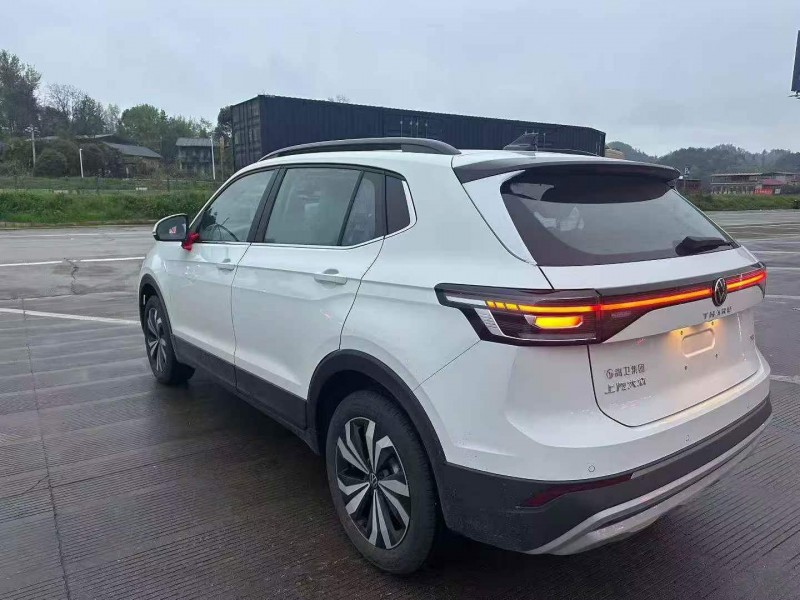 常德26年大众途锐7