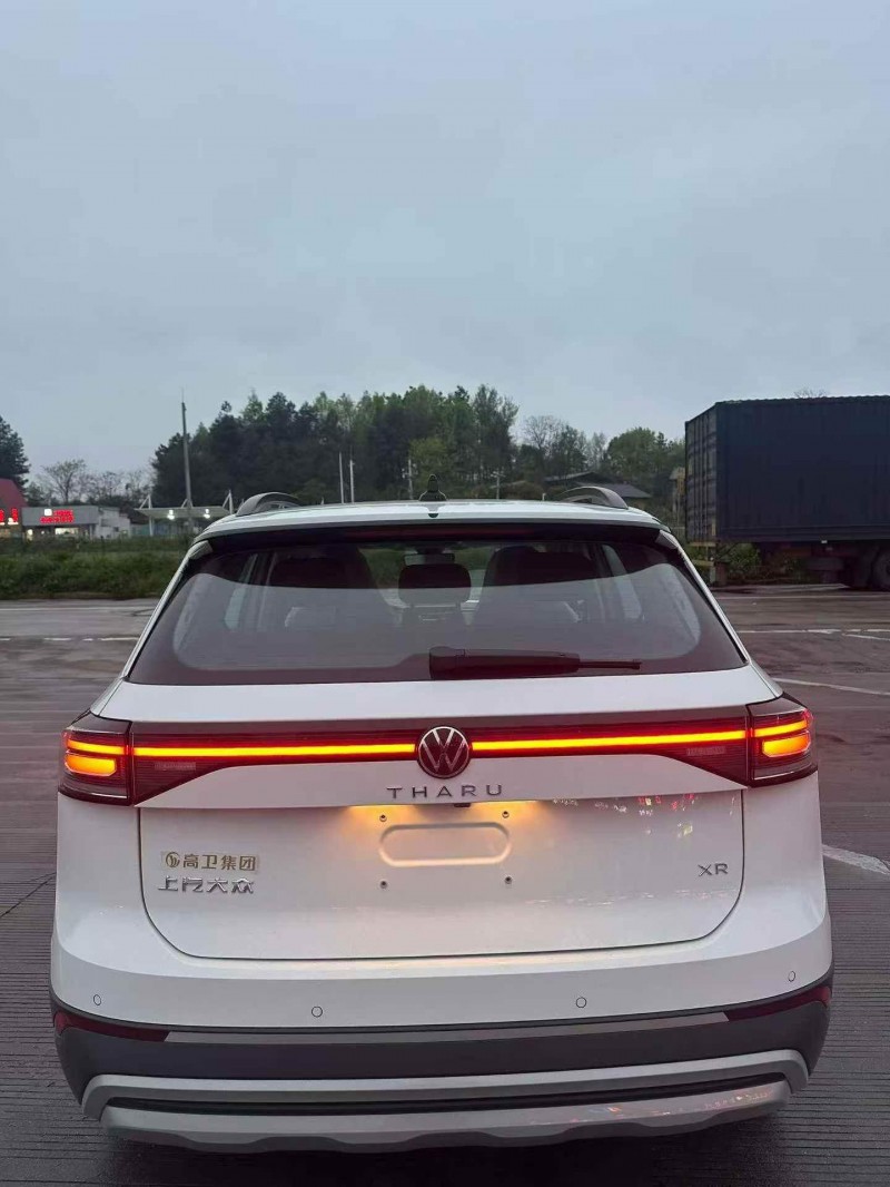 常德26年大众途锐8