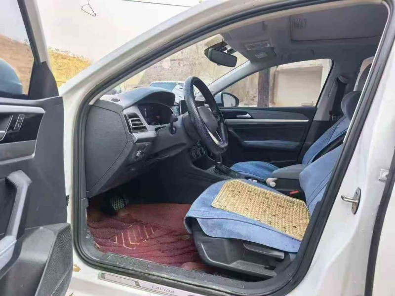 咸阳22年大众朗逸3