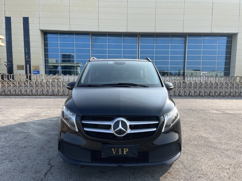 盐城22年奔驰威霆1