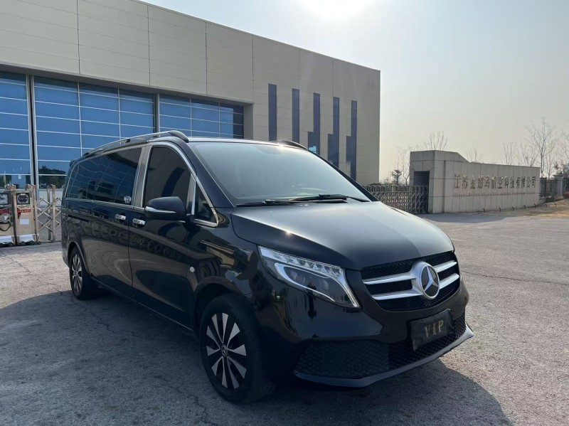 盐城22年奔驰威霆5