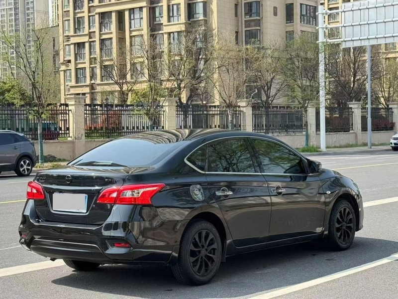 郑州19年日产轩逸7