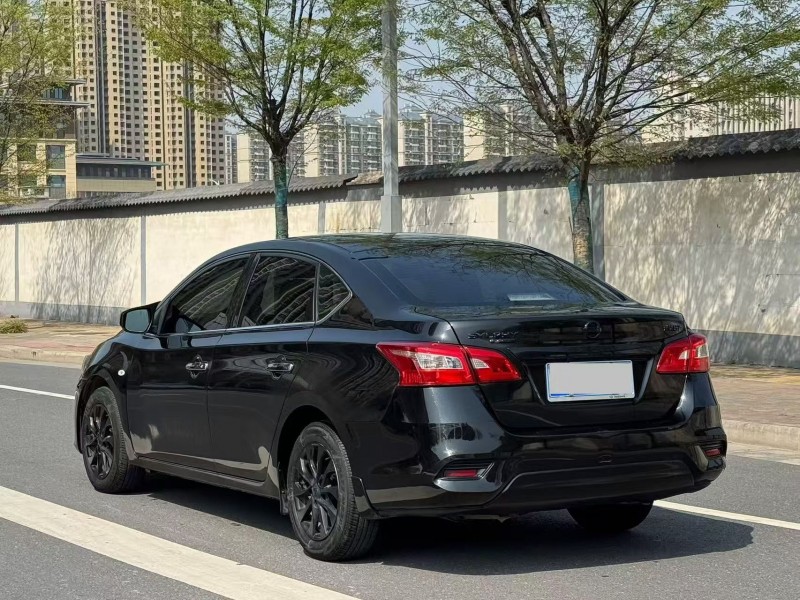 郑州19年日产轩逸8