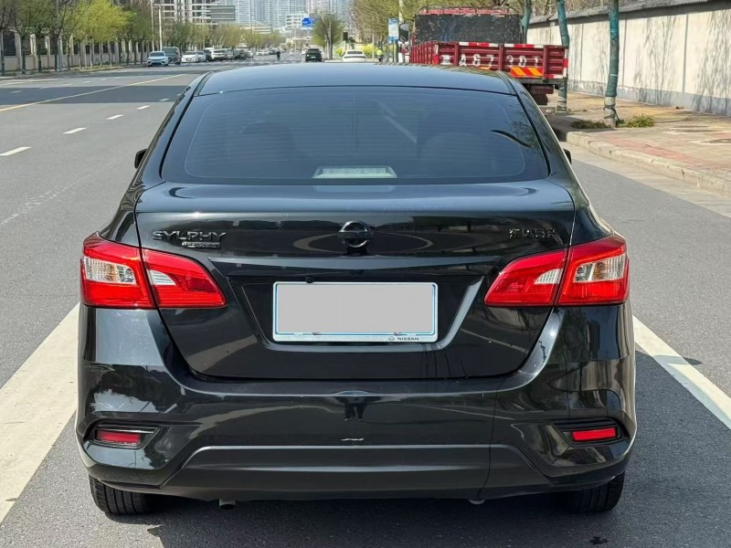 郑州19年日产轩逸9