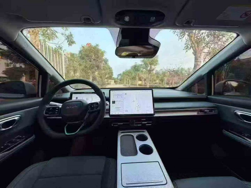 珠海25年传祺埃安Y4