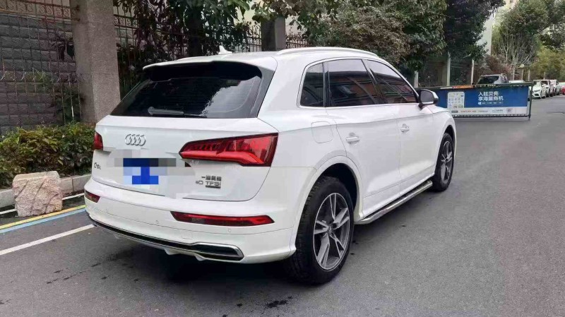 温州20年奥迪Q58