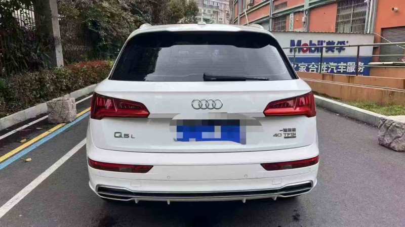 温州20年奥迪Q59