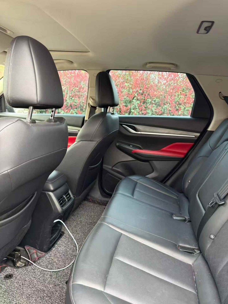 宜昌20年长安汽车CS556