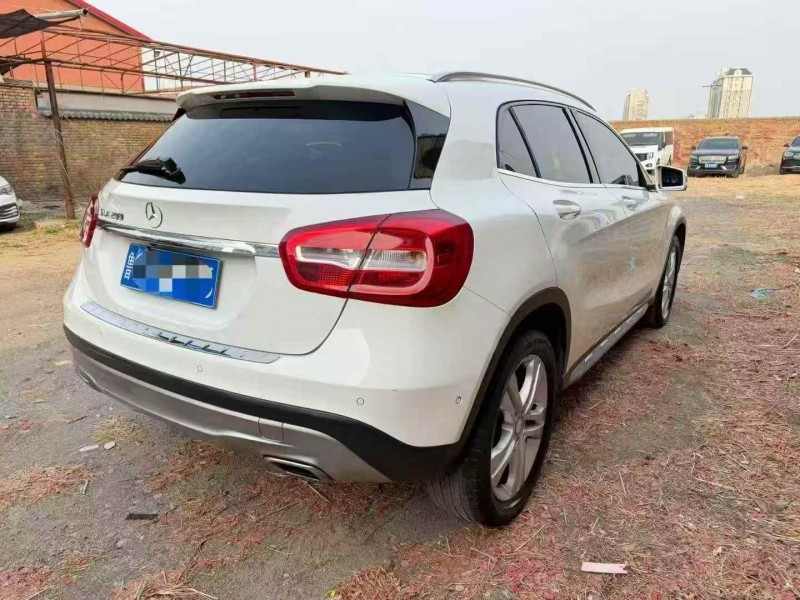 枣庄16年奔驰GLA6