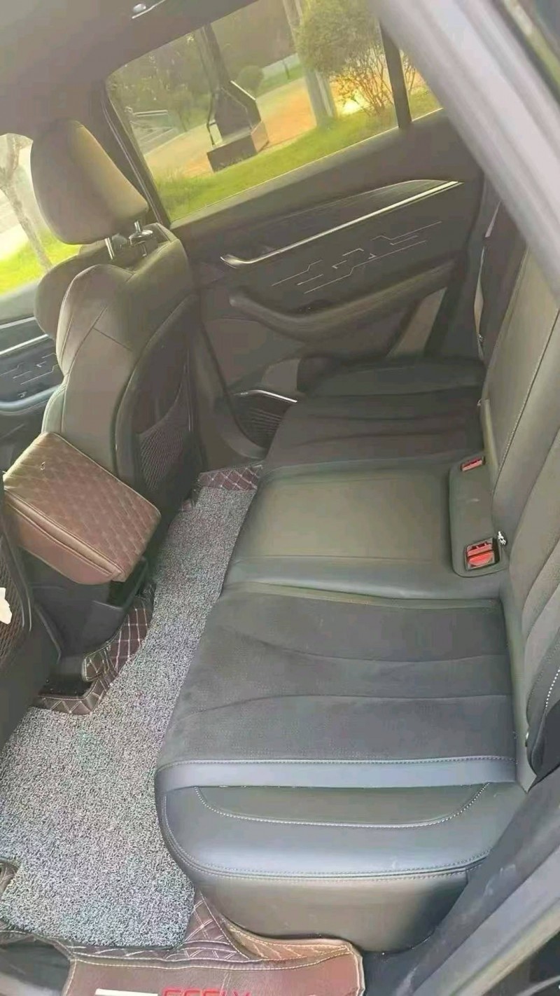 嘉兴24年吉利星越9