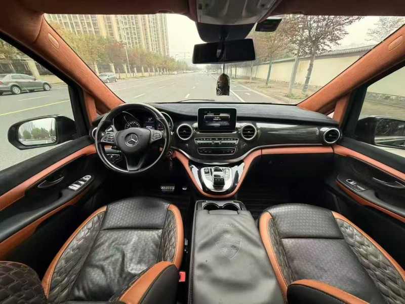 郑州18年奔驰罗伦士6