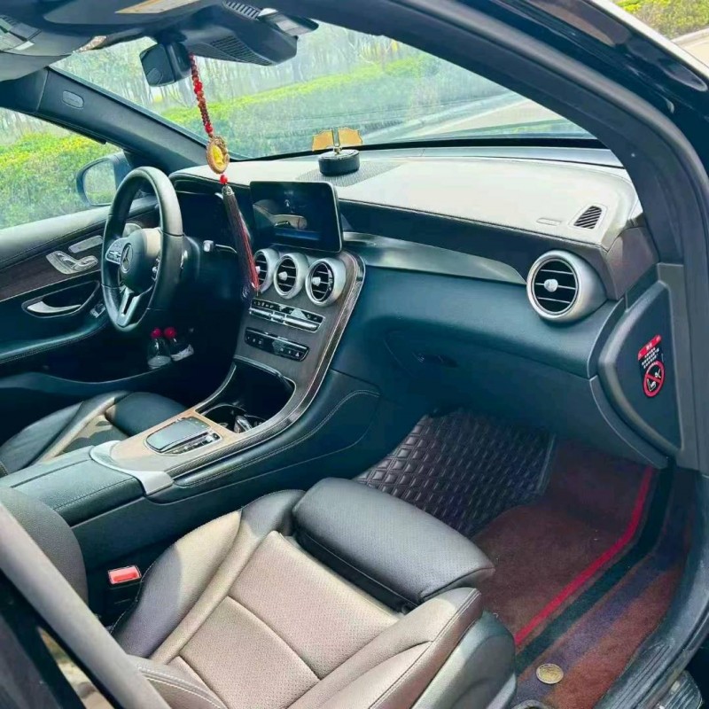 东营21年奔驰GLC6