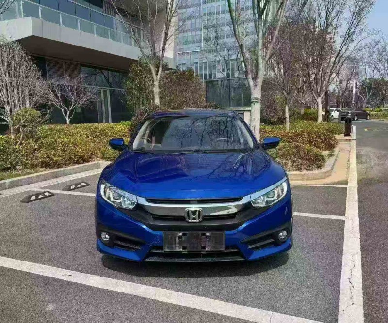 淮安17年本田思域1