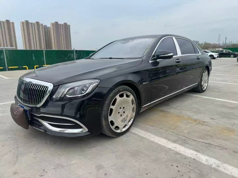 邢台18年奔驰迈巴赫S级2