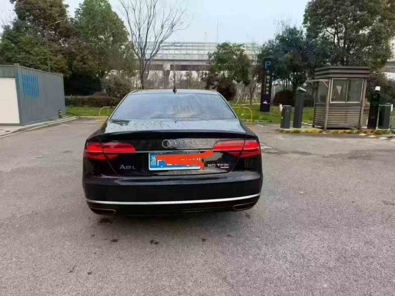 温州14年奥迪A8L9