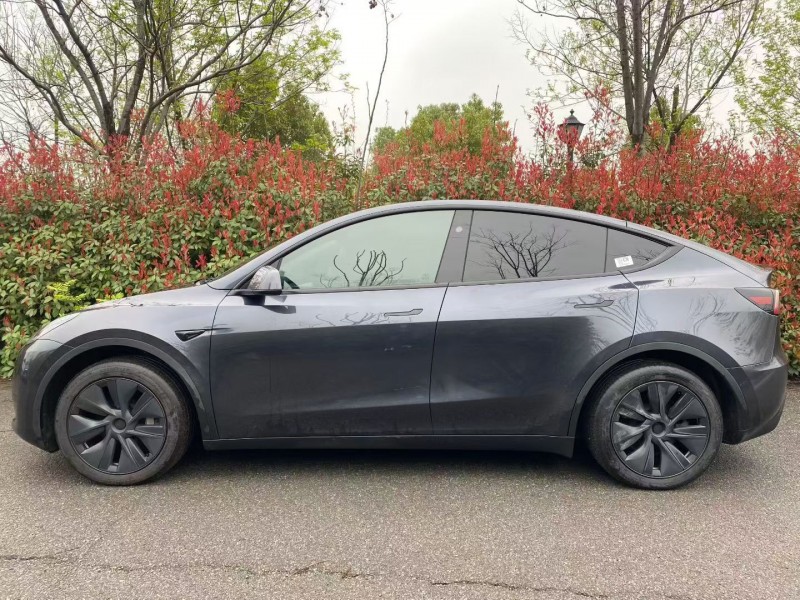 十堰24年特斯拉MODEL Y4