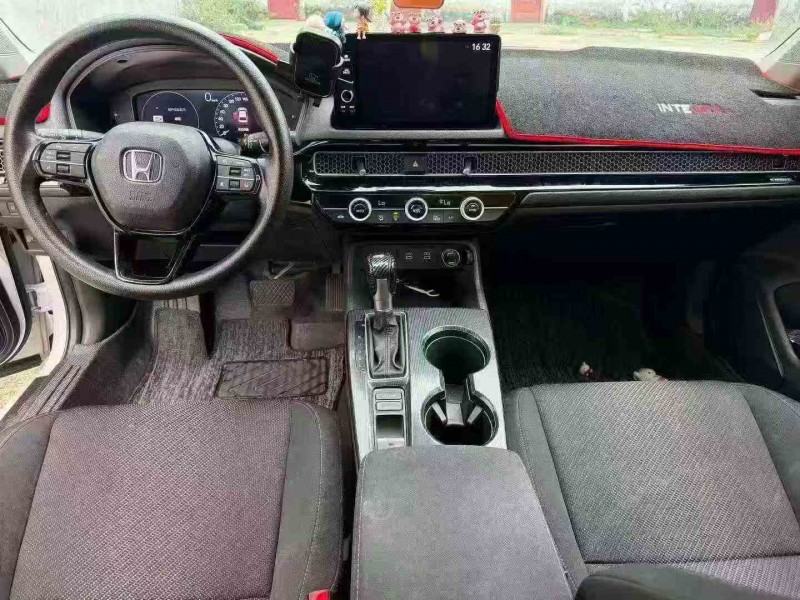 佛山25年本田型格6