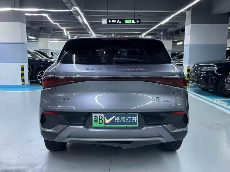 广州22年比亚迪元9