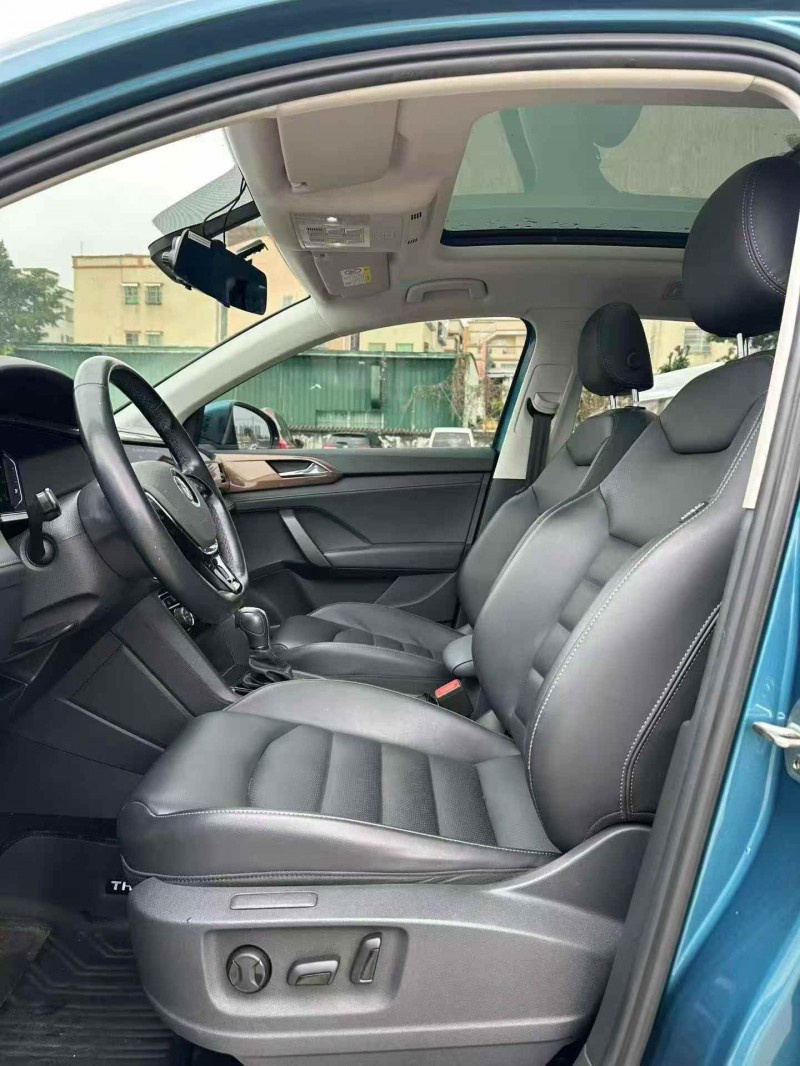 广州20年大众途岳6