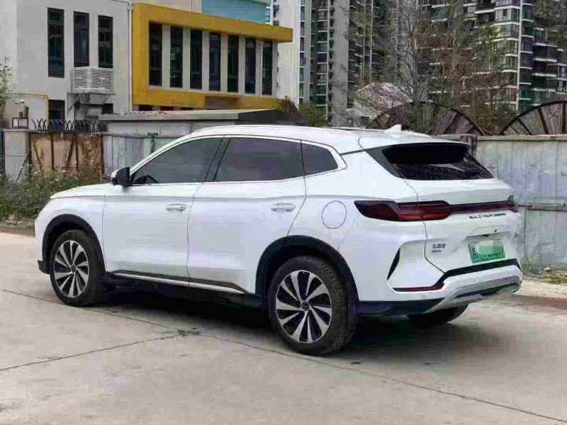 南宁23年比亚迪宋8