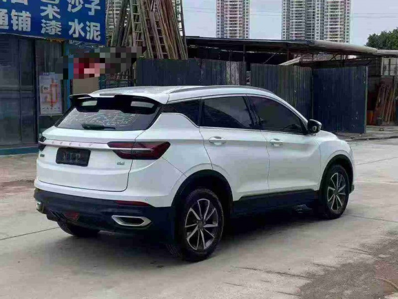 南宁21年吉利缤越8