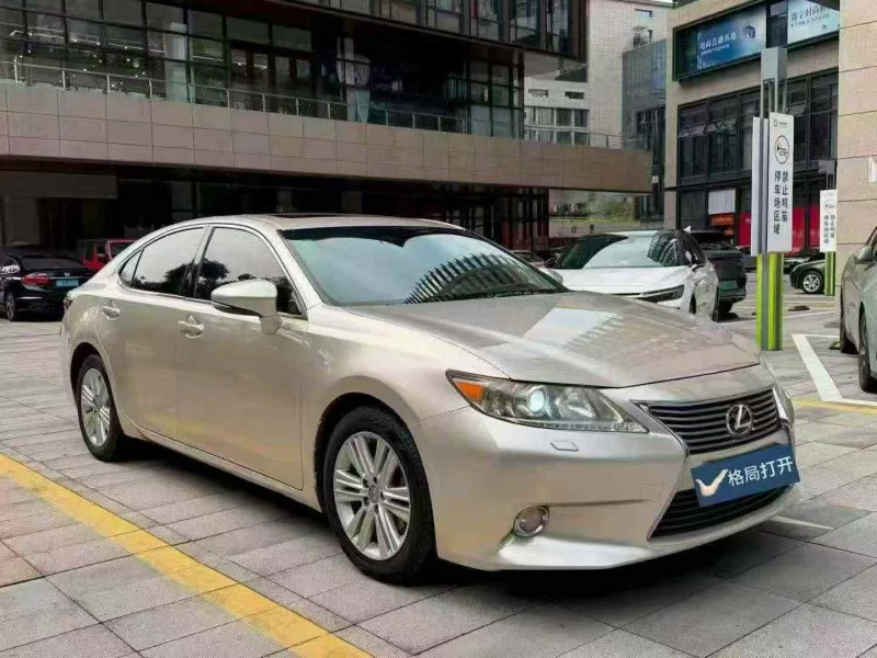 广州13年雷克萨斯ES2
