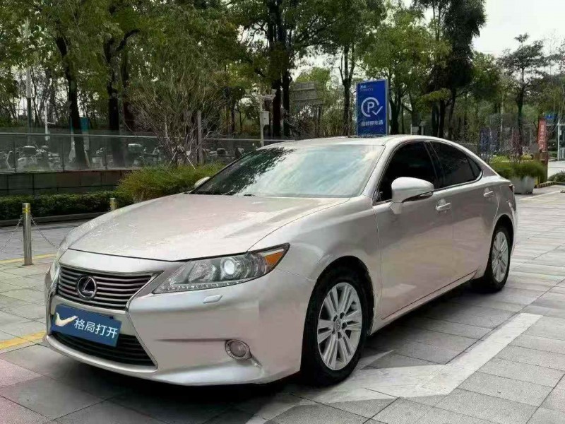 广州13年雷克萨斯ES5