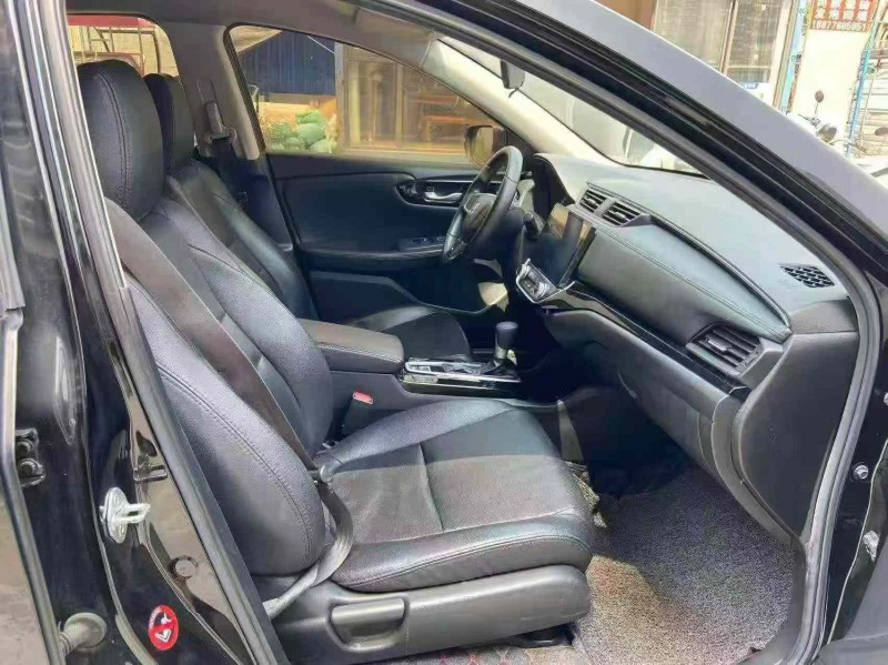 南宁19年本田凌派6