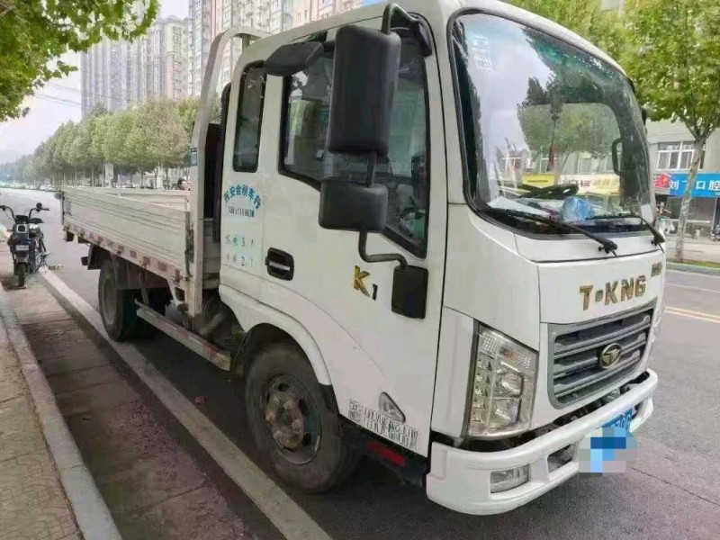 西安19年唐骏汽车唐骏轻卡8