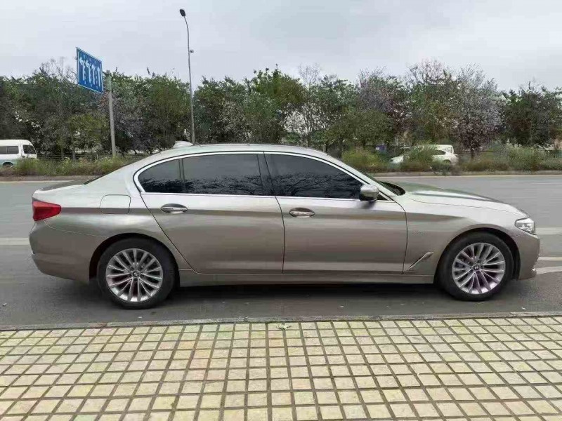 北海18年宝马5系7