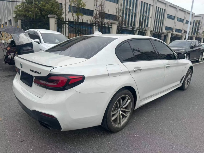 长沙18年宝马5系9