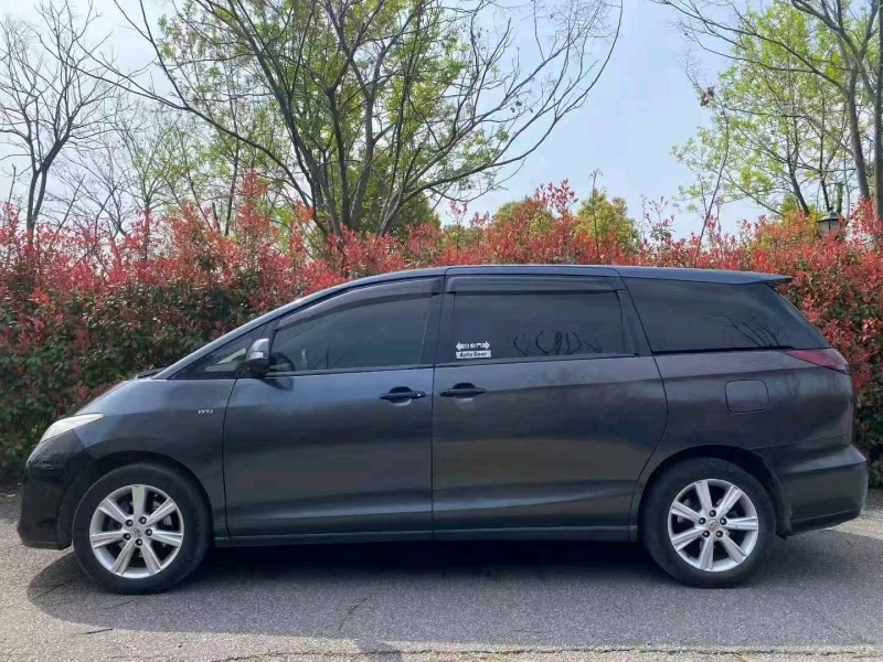 武汉10年丰田普瑞维亚6