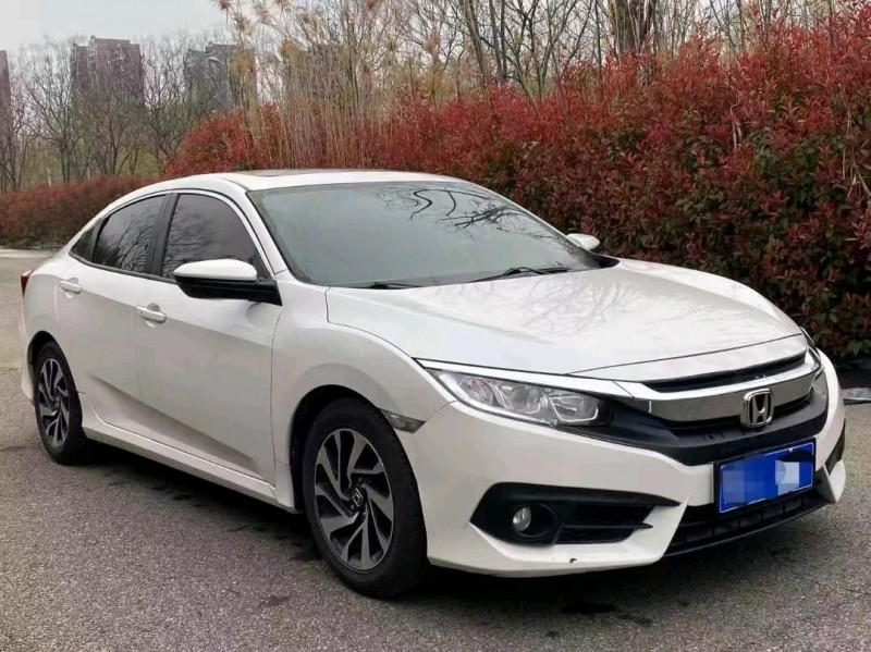 武汉18年本田思域2