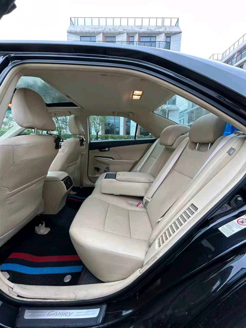 广州15年丰田凯美瑞6