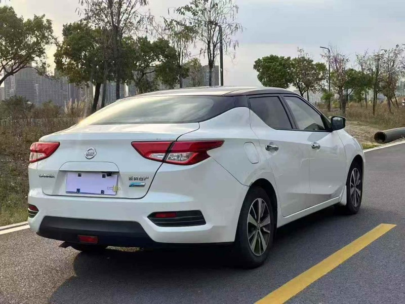 漳州19年日产蓝鸟9